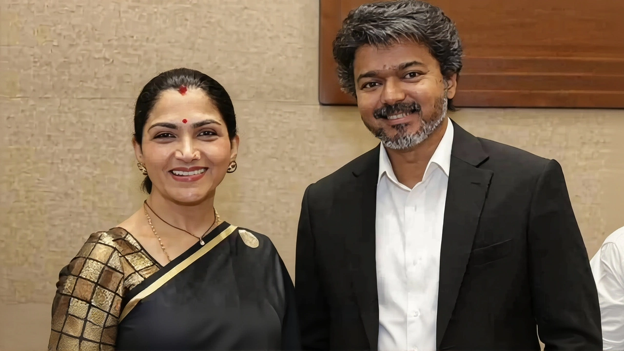 Khushbu Sundar Fires Back at Trolls Over Thalaivar Vijay Meeting